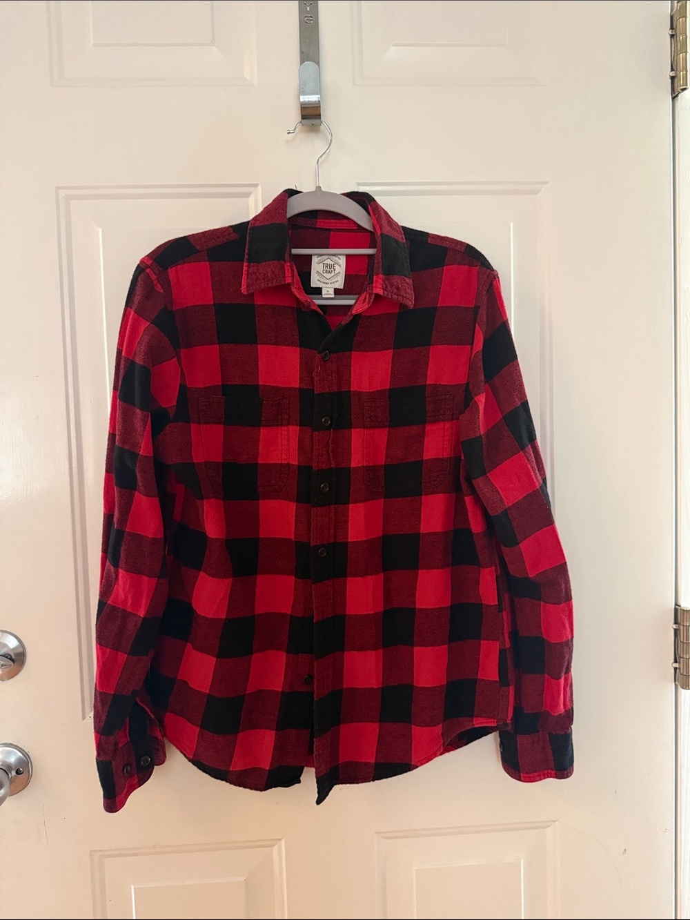 True Craft Red and Black Buffalo Plaid Button-Down Shirt